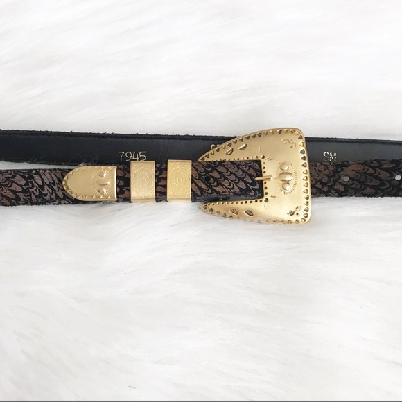 Accessories - Black Leather belt with brown print gold hardware
